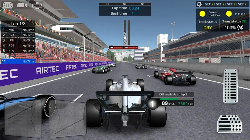 Fx Racer (Фкс Рейсер) [МОД: Бесконечные деньги, Монеты и Мега MOD] Screenshot 1