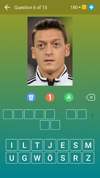 Guess the Soccer Player: Quiz [МОД: Меню, Бесконечные монеты и Открытые уровни] Screenshot 1